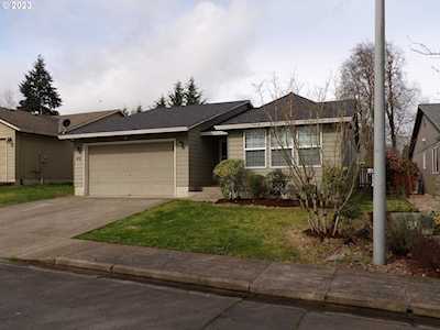 451 N 2nd ST Carlton, OR 97111