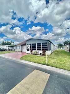 3144 Hickory Dr Wesley Chapel, FL 33543