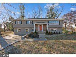 132 Maurer Ave. Laurel Springs, NJ 08021