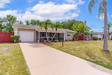 909 Temple Ave Bradenton, FL 34207