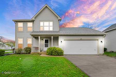 257 Trenton Dr Romeoville, IL 60446