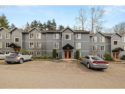 7929 SW 40th AVE #G Portland, OR 97219