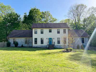 205 Applewood Valley Dr Hendersonville, TN 37075