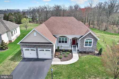 84 Kestrel Dr Gettysburg, PA 17325