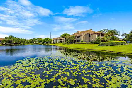 10263 Gandy Blvd N #209 St. Petersburg, FL 33702
