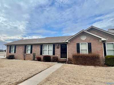 512 SW Springview Street Decatur, AL 35601