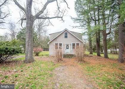 805 Washington Ave Williamstown, NJ 08094