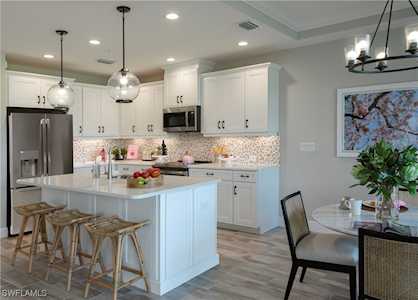 2608 Seychelles Dr #1103 Naples, FL 34112