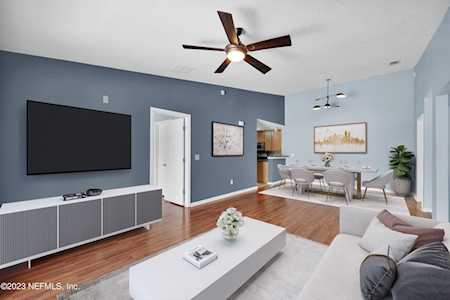 7053 Snowy Canyon DR Jacksonville, FL 32256