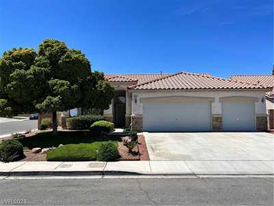 5871 Lost Valley St Las Vegas, NV 89113