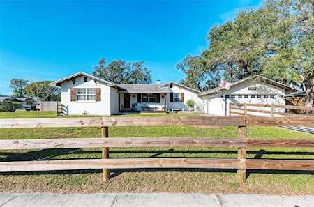1230 51st St W Bradenton, FL 34209