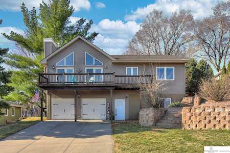 823 Beaver Lake Blvd Plattsmouth, NE 68048