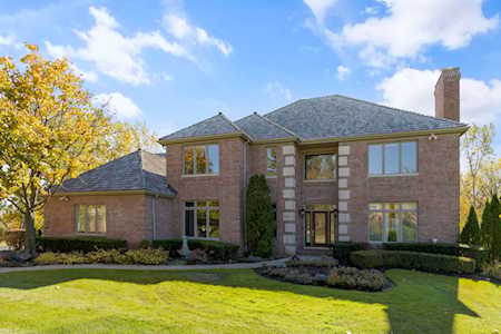 4469 Kettering Dr Long Grove, IL 60047