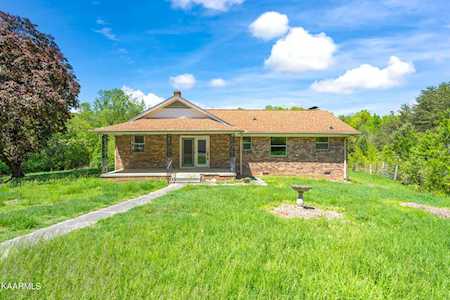 8614/8616 Walnut Springs Ln Knoxville, TN 37920