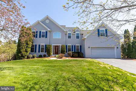 5 Salina Ct Hockessin, DE 19707