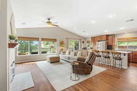 2836 Hidden Valley Court Spring Valley, CA 91977