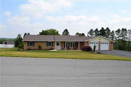 3759 Timothy Circle Schnecksville, PA 18078