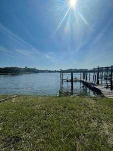 733 Bayou Dr Destin, FL 32541