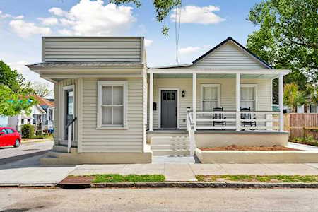 33 Moultrie St Charleston, SC 29403