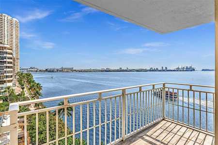 770 Claughton Island Dr #815 Miami, FL 33131
