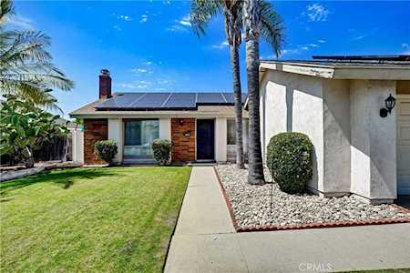 23241 Cavanaugh Rd Lake Forest, CA 92630