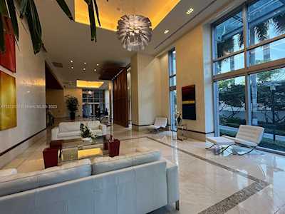 1060 Brickell Ave #1205 Miami, FL 33131