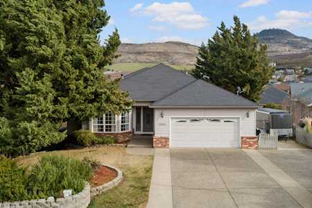 2882 Kerrisdale Ridge Dr Medford, OR 97504