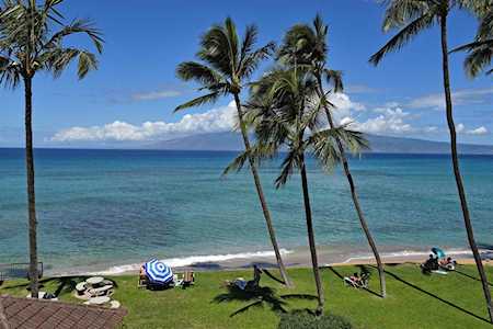 3875 Lower Honoapiilani Rd #A202 Lahaina, HI 96761