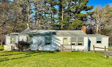 202 West St Plympton, MA 02338