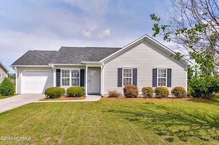 2845 Valor Dr Wilmington, NC 28411