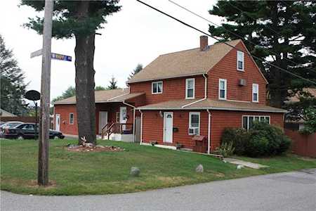 22 Whipple Ave North Providence, RI 02904