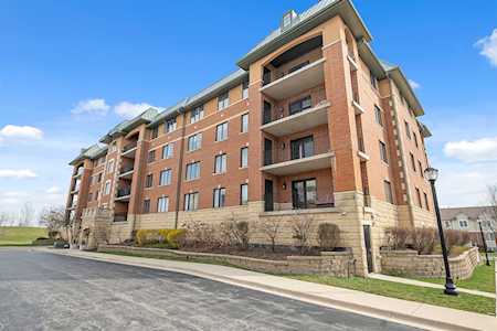 15630 Park Station Blvd #406 Orland Park, IL 60462