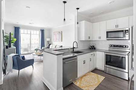 69 Foundry St #404 Wakefield, MA 01880