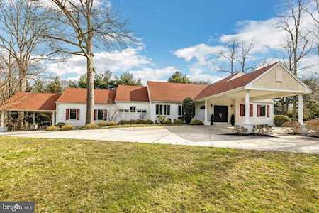 464 Browning Ln Cherry Hill, NJ 08003