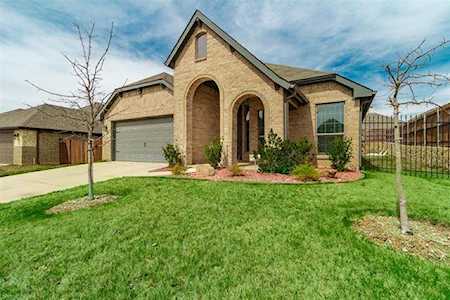 5404 Strong Stead Drive Fort Worth, TX 76123