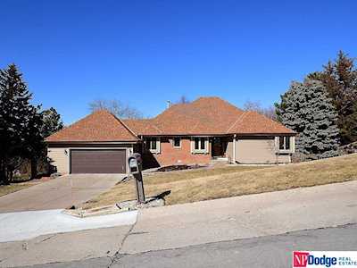 22132 Riverside Dr Elkhorn, NE 68022