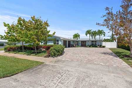 107 N Dory Road North Palm Beach, FL 33408