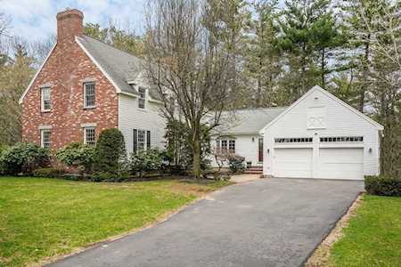 11 Kirk Farm Rd Groton, MA 01450