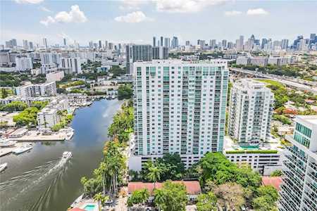 1861 NW S River Dr #1003 Miami, FL 33125
