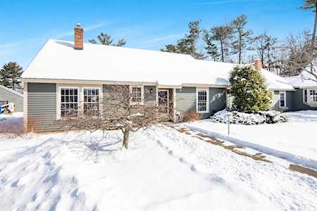 27 Conifer Ct Burlington, VT 05401