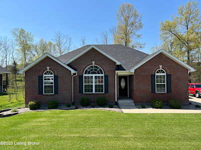 137 Chesapeake Trail Coxs Creek, KY 40013