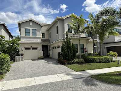 9081 Chauvet Way Boca Raton, FL 33496