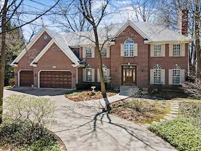 912 Julian Ct Naperville, IL 60540