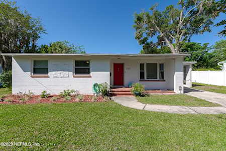 1110 Halifax RD Jacksonville, FL 32216