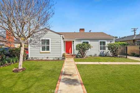 3910 Falcon Ave Long Beach, CA 90807