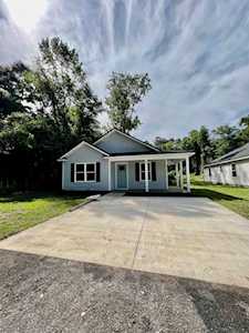 67 Winnebago St Crawfordville, FL 32327