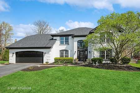 125 Hudson Ct Naperville, IL 60565