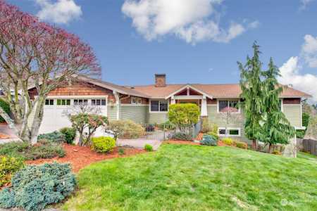 4207 136th Place SE Bellevue, WA 98006