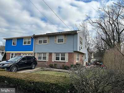 140 W Emlen Ave Lawnside, NJ 08045