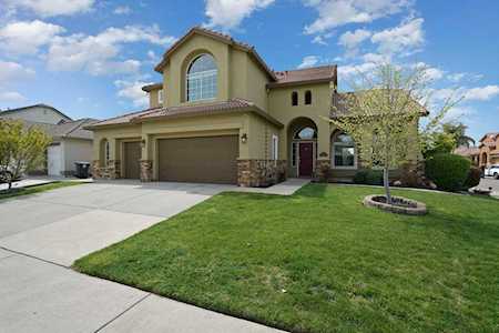 9564 Crystal Water Way Elk Grove, CA 95624